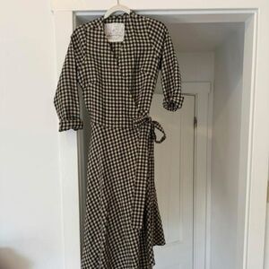 Not perfect linen- Cannes 2 wrap dress S/M
